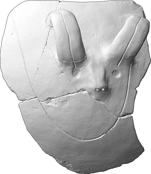 Randscherbe mit Gesicht und Hörnern (Kumpf aus Keramik)